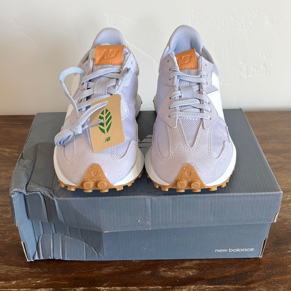 New Balance 327
